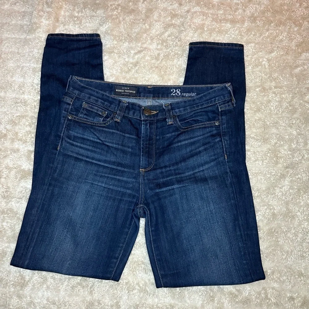 J. Crew classic medium/dark wash Midrise Toothpick skinny jeans Size 28